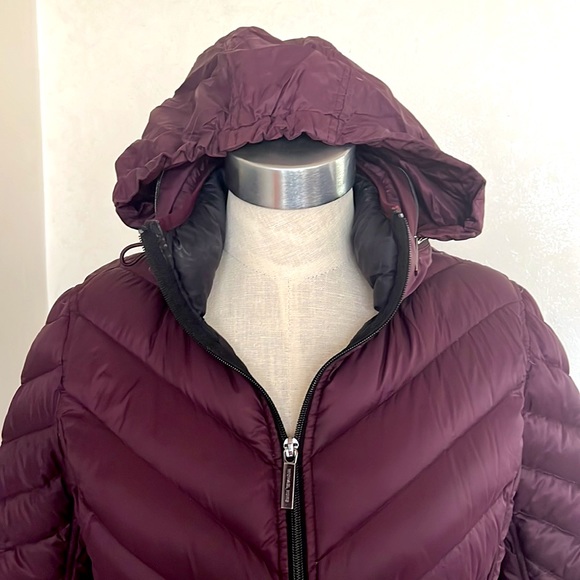 Michael Kors Lightweight Packable Down Jacket - Picture 7 of 14